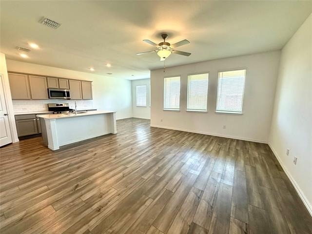 8000 Blue Heron Lane - Photo 4