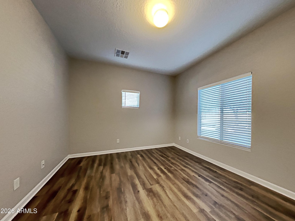 17734 W Langer Lane - Photo 11