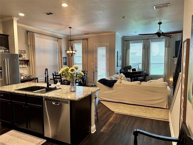 1609 Meadow Trail - Photo 1