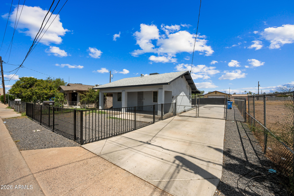 22 E Riverside Street - Photo 0