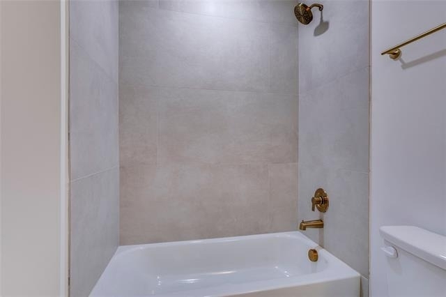 2313 S Vernon Avenue - Photo 24