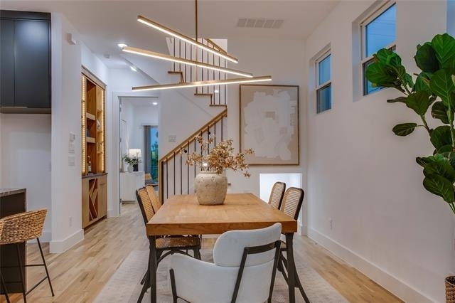 2313 S Vernon Avenue - Photo 10