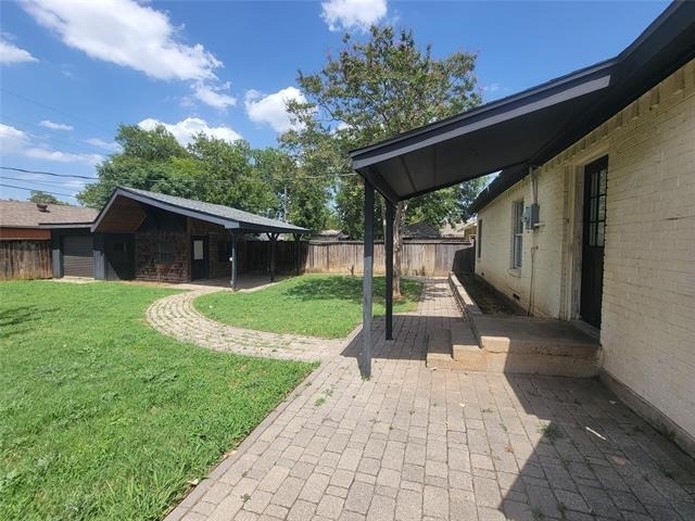 1225 Blalock Avenue - Photo 18