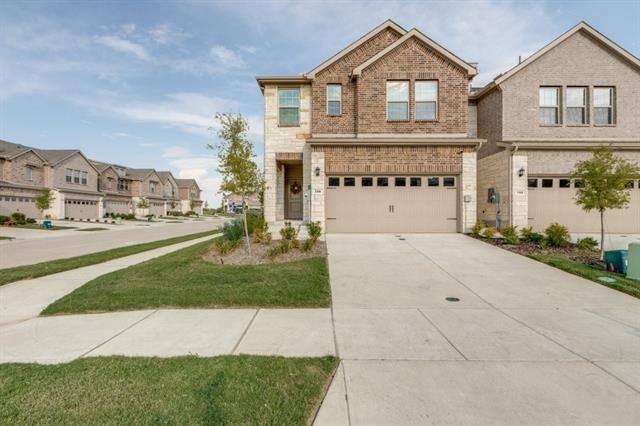736 Lone Rock Drive - Photo 0