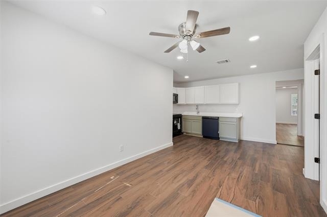 8708 Ronnie Street - Photo 2