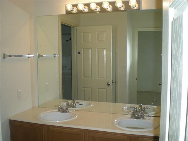 2224 Stonepark Place - Photo 7