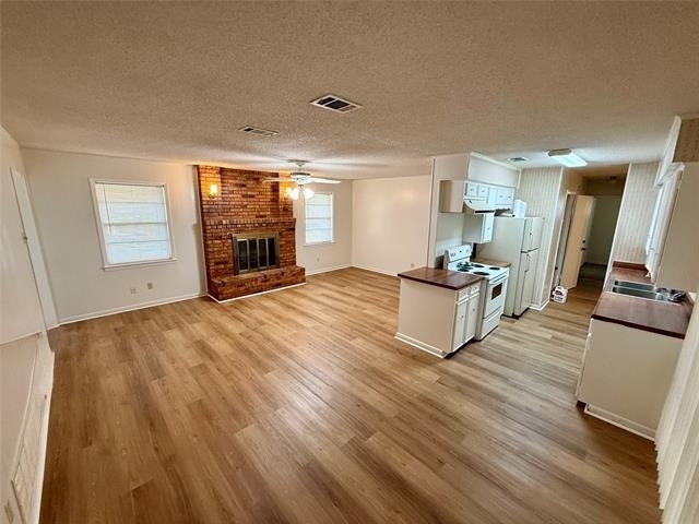 124 Poinsettia Circle - Photo 2