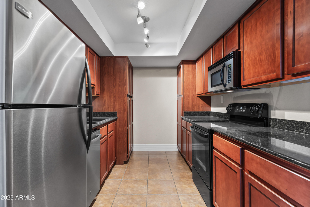 3825 E Camelback Road - Photo 14