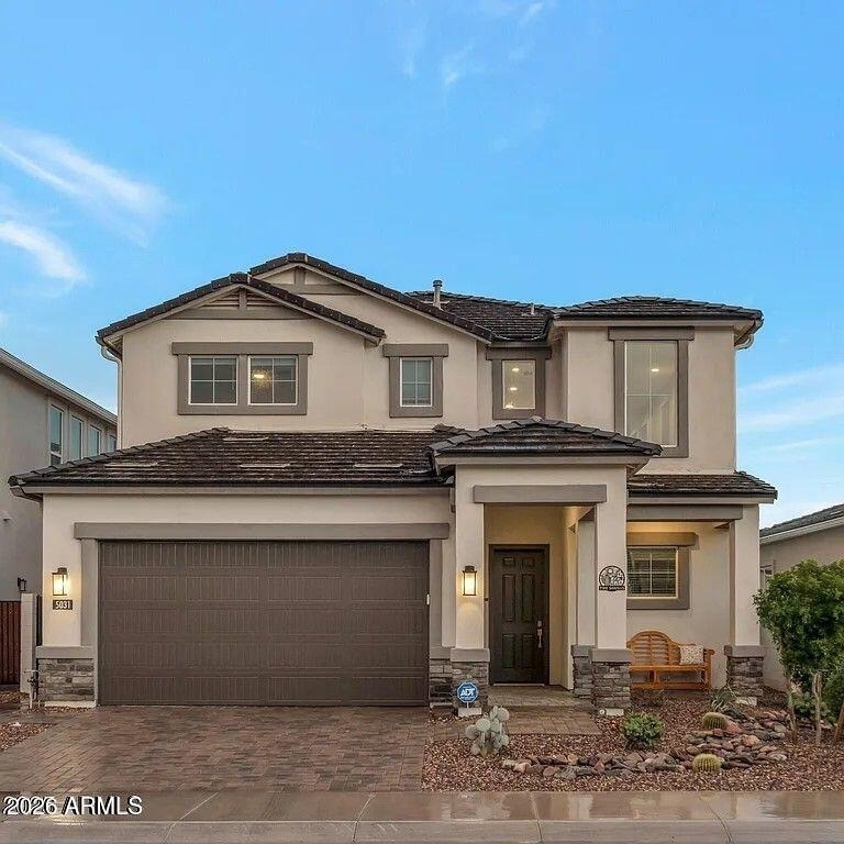 5031 E Paddock Place - Photo 1