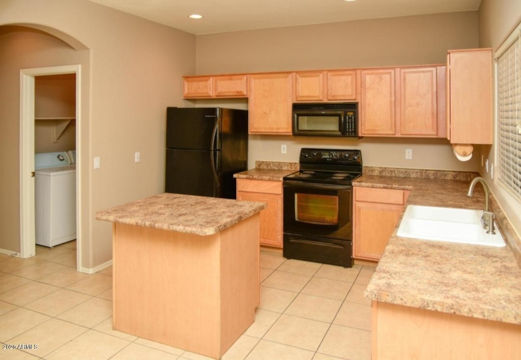 1428 E Hopkins Road - Photo 13