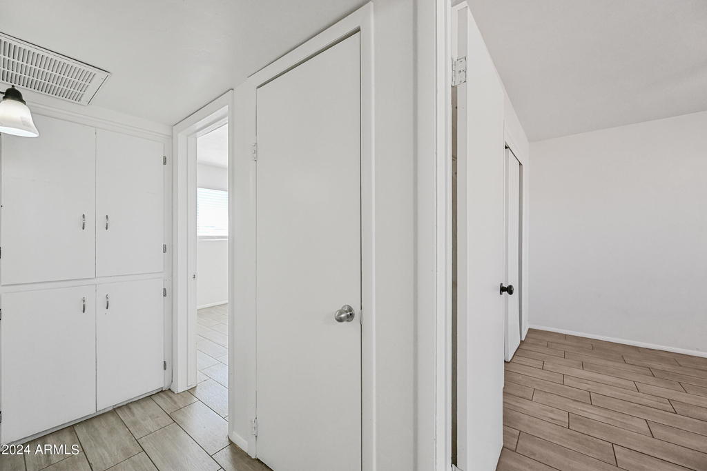 903 N 22nd Place - Photo 10