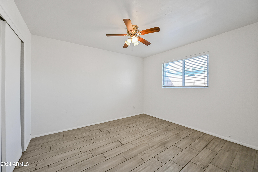 903 N 22nd Place - Photo 7