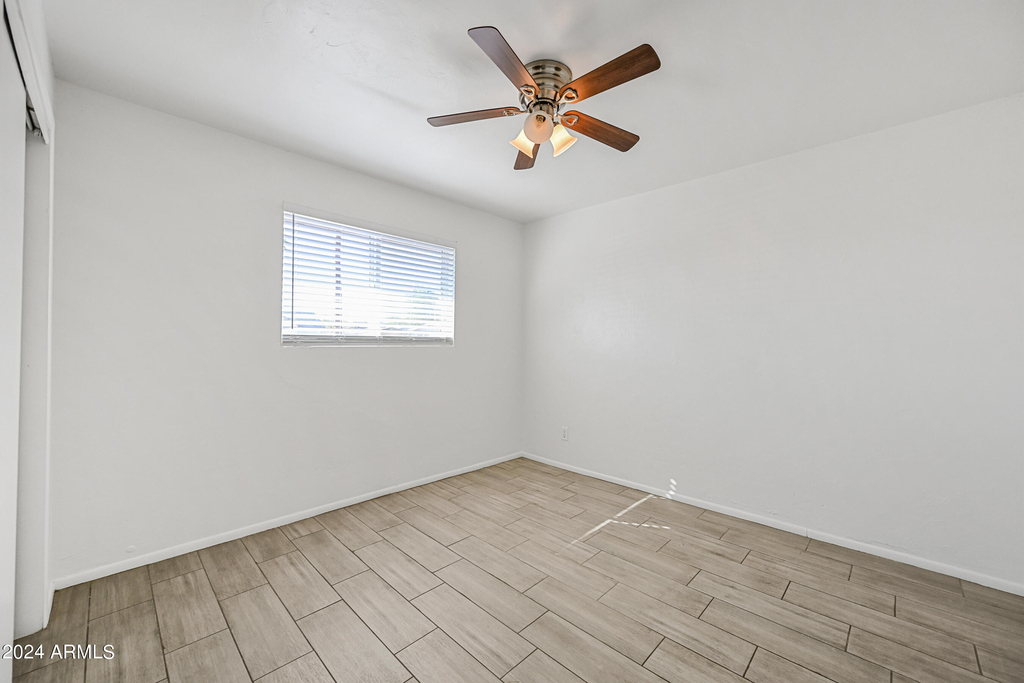 903 N 22nd Place - Photo 8