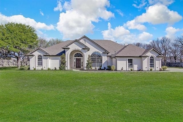 125 Devon Court - Photo 1
