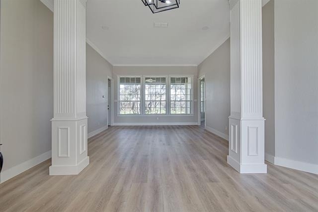 125 Devon Court - Photo 2