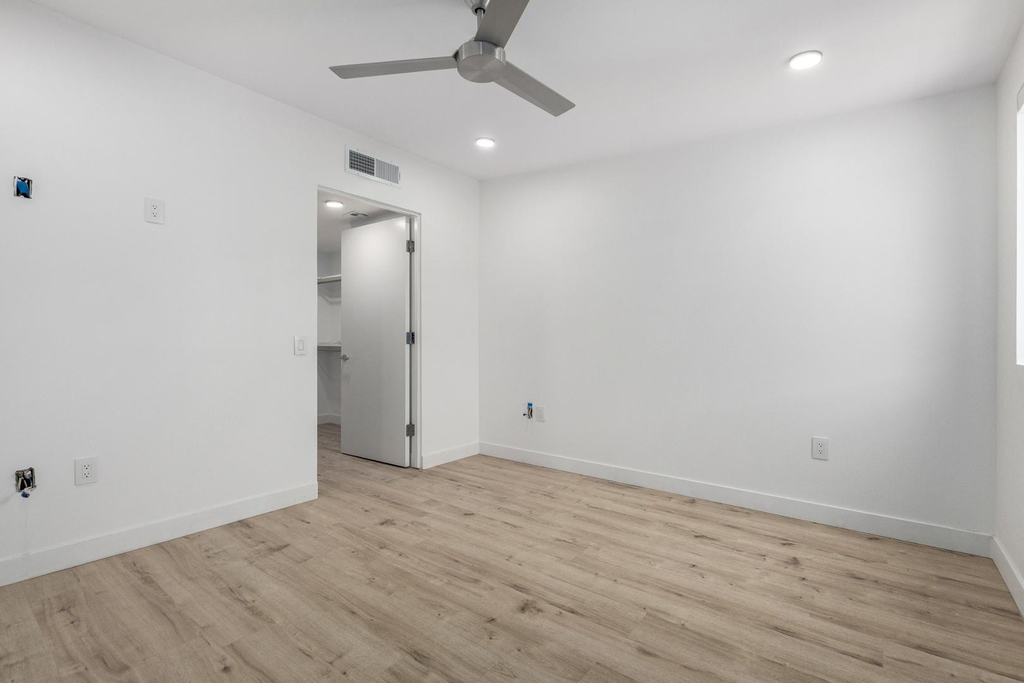 531 E Willetta Street - Photo 12