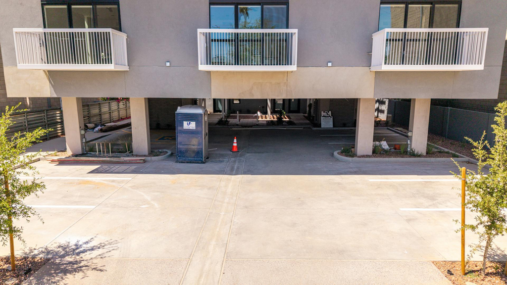 531 E Willetta Street - Photo 38