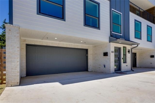 2011 Kirby Street - Photo 1