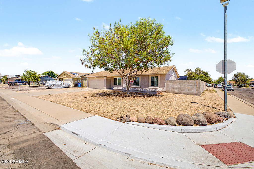 20601 N 33rd Avenue - Photo 1