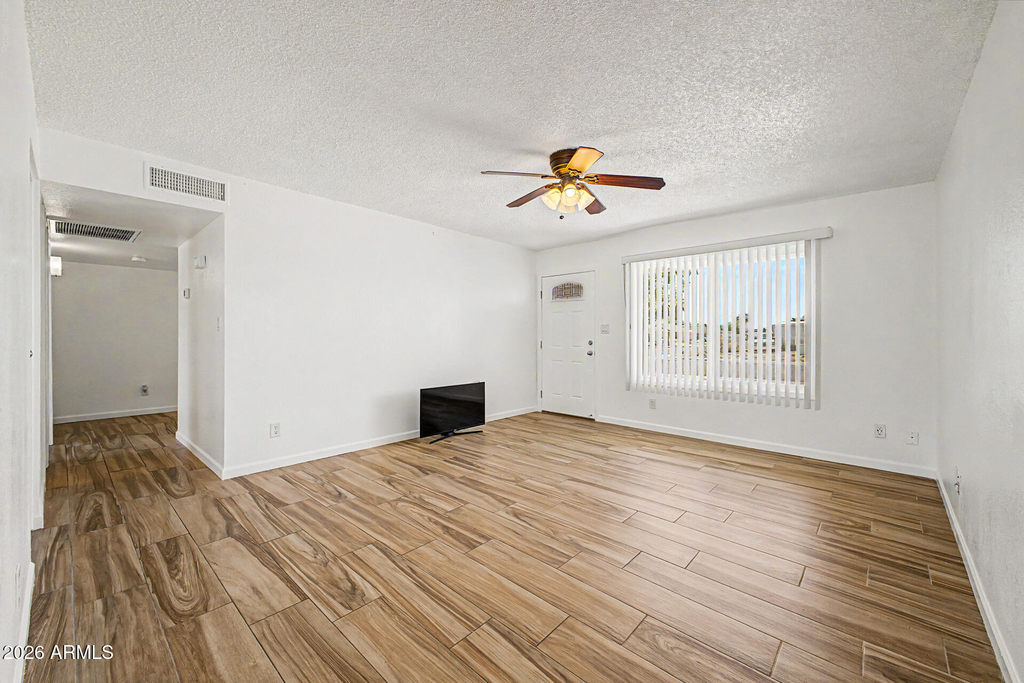 20601 N 33rd Avenue - Photo 3