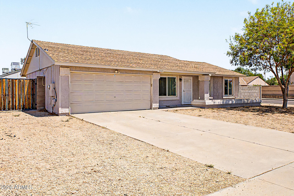 20601 N 33rd Avenue - Photo 2