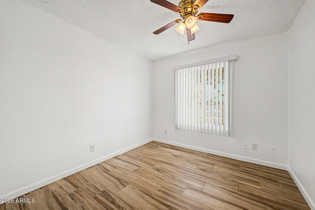 20601 N 33rd Avenue - Photo 16