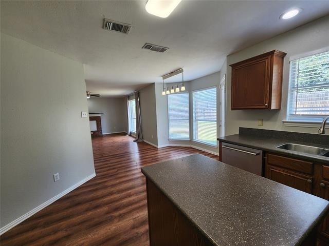 1225 Lake Haven Drive - Photo 7