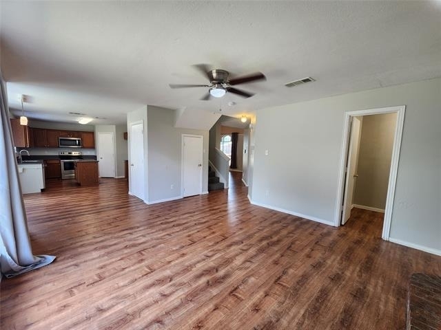 1225 Lake Haven Drive - Photo 3