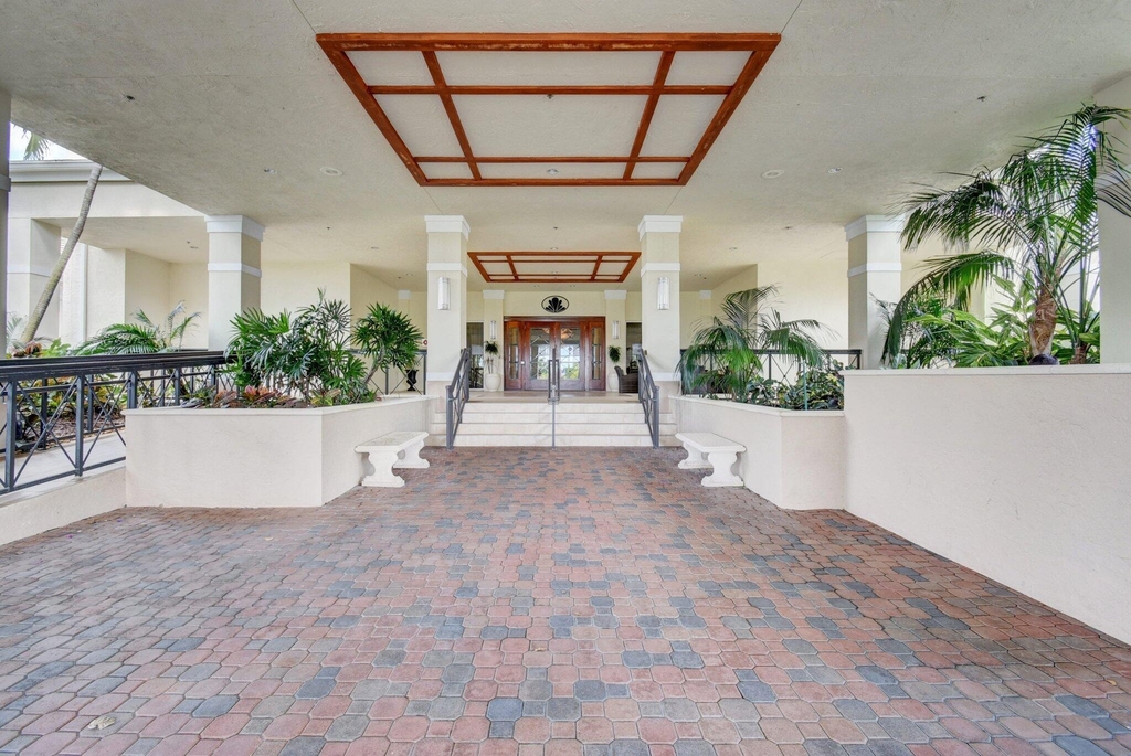5662 Ainsley Court - Photo 22