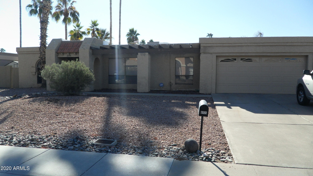 6935 E Hearn Road - Photo 0