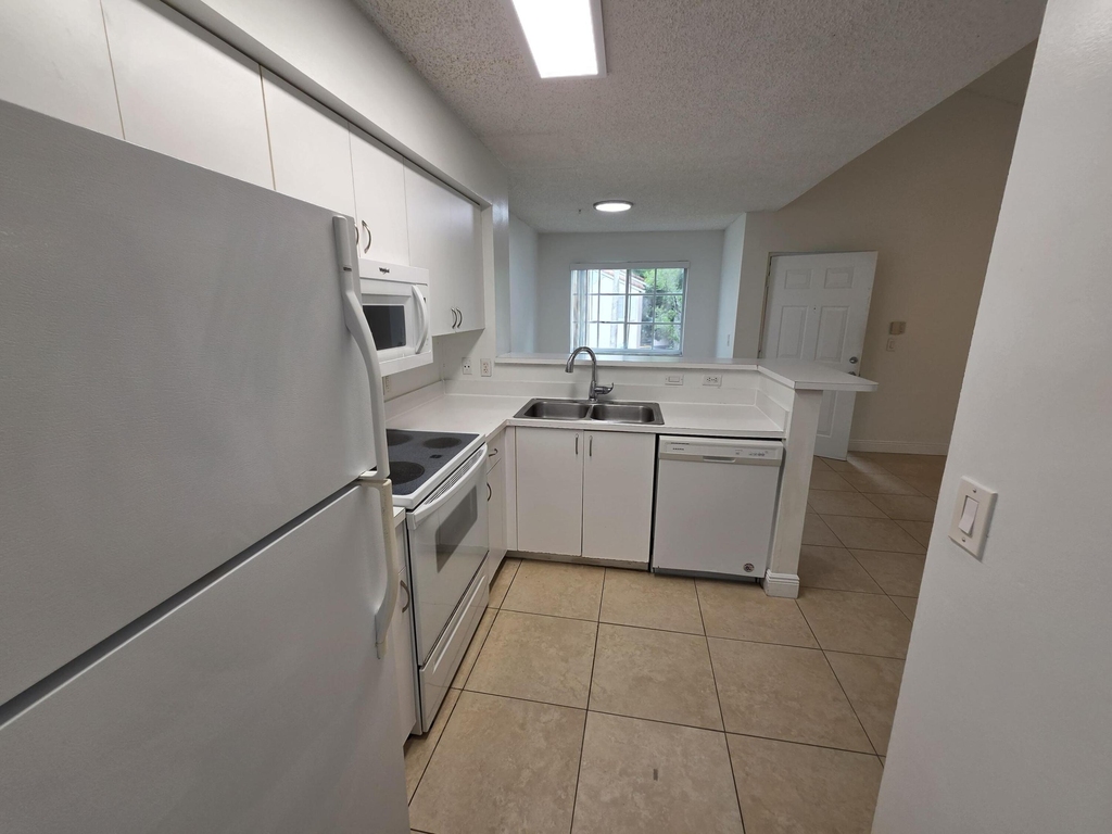 12130 Saint Andrews Place - Photo 10