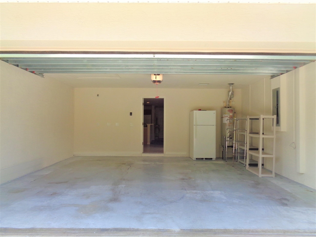 1636 Pointe West Way - Photo 30