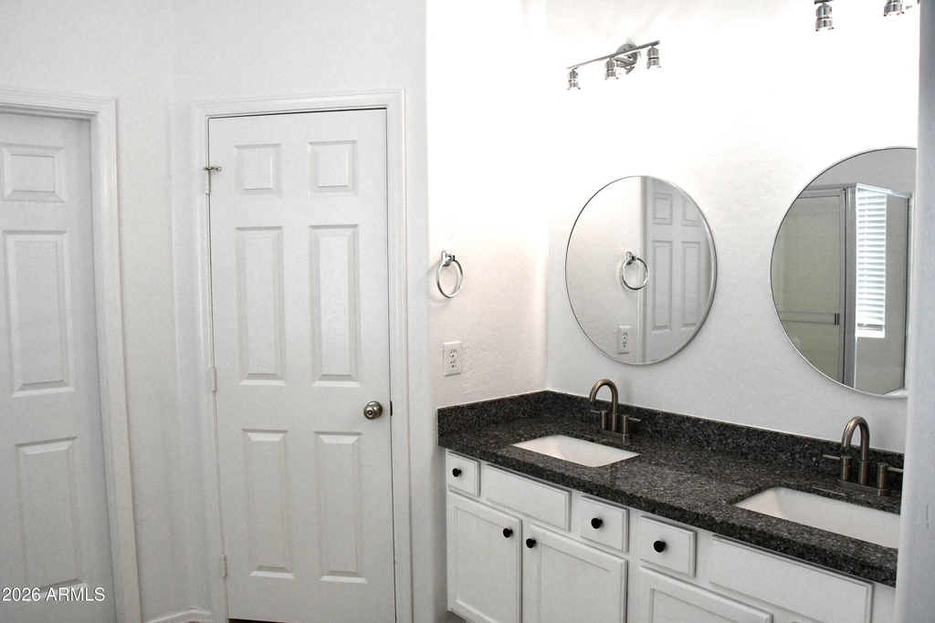 8787 W Gardenia Avenue - Photo 19