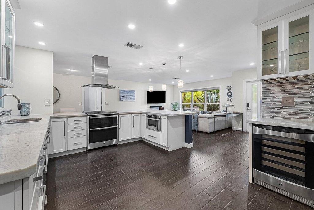 855 Berkeley Street - Photo 12
