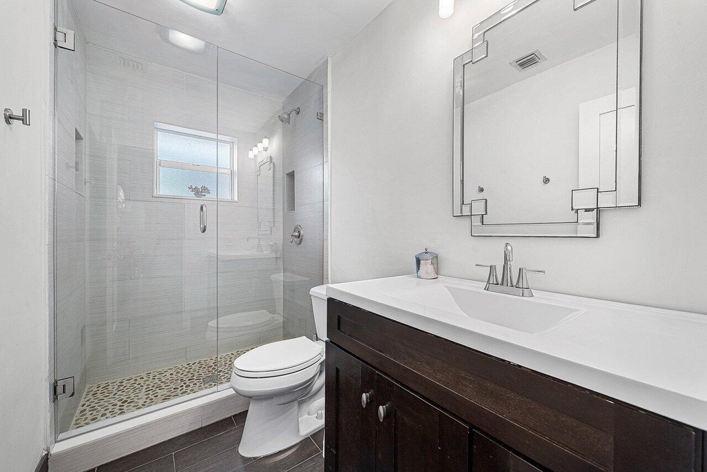 855 Berkeley Street - Photo 17