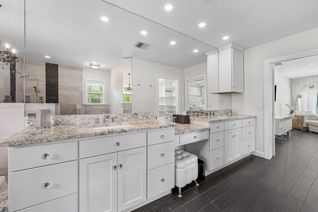 855 Berkeley Street - Photo 25