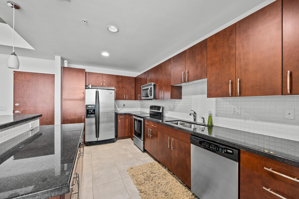 300 S Australian Avenue - Photo 4