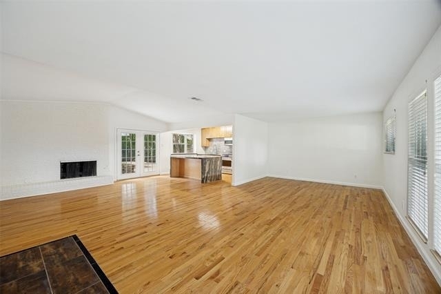 433 Sandy Trail - Photo 3