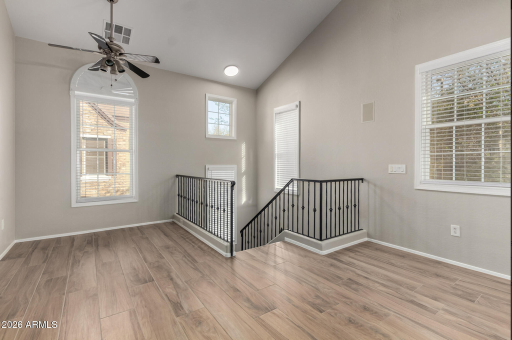 2639 S Harmony Avenue - Photo 10