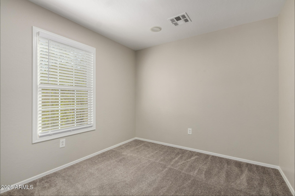 2639 S Harmony Avenue - Photo 16
