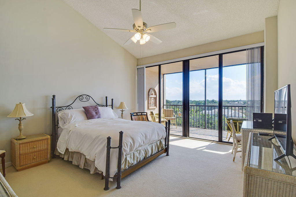 11370 Twelve Oaks Way - Photo 8