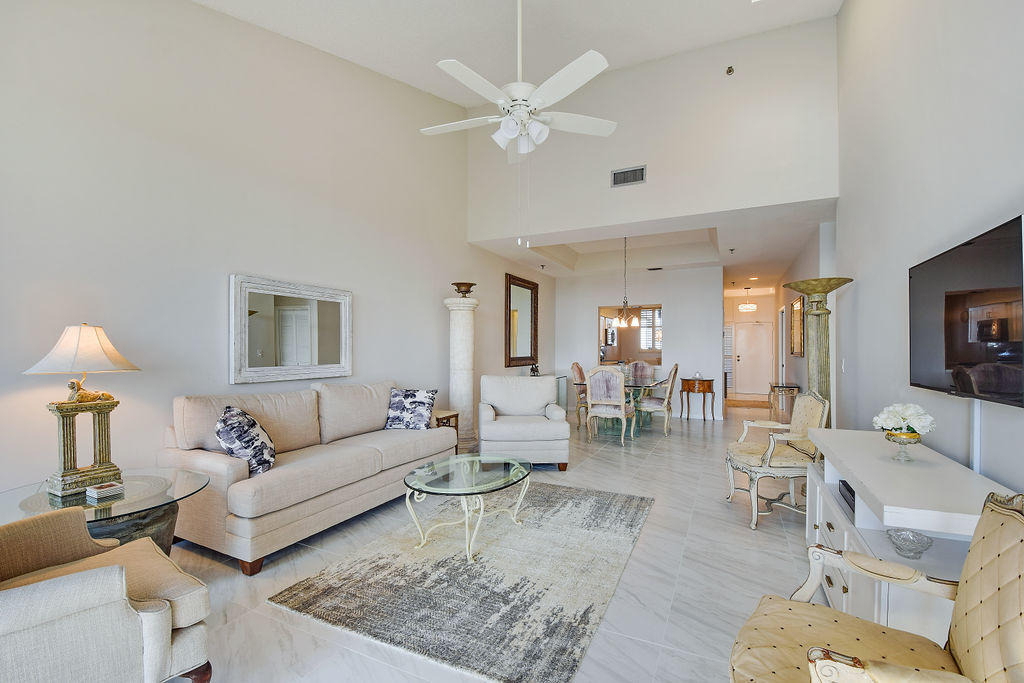 11370 Twelve Oaks Way - Photo 3