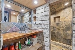 111 Oak Tree Lane - Photo 10