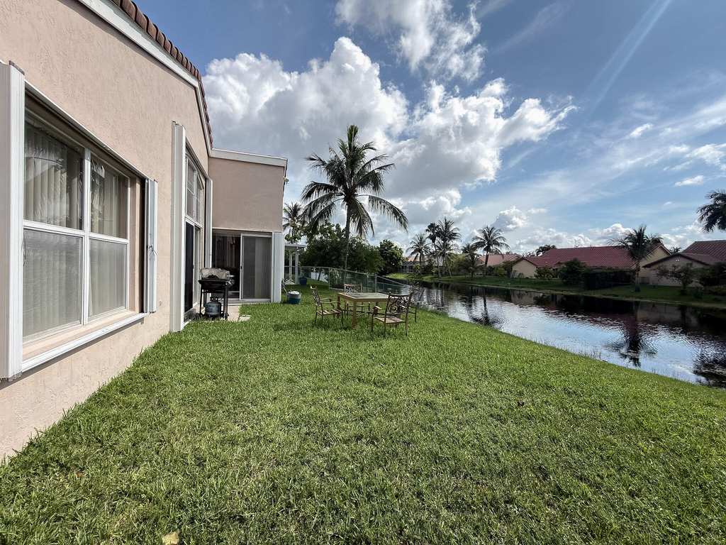 775 Nw 165th Avenue - Photo 25