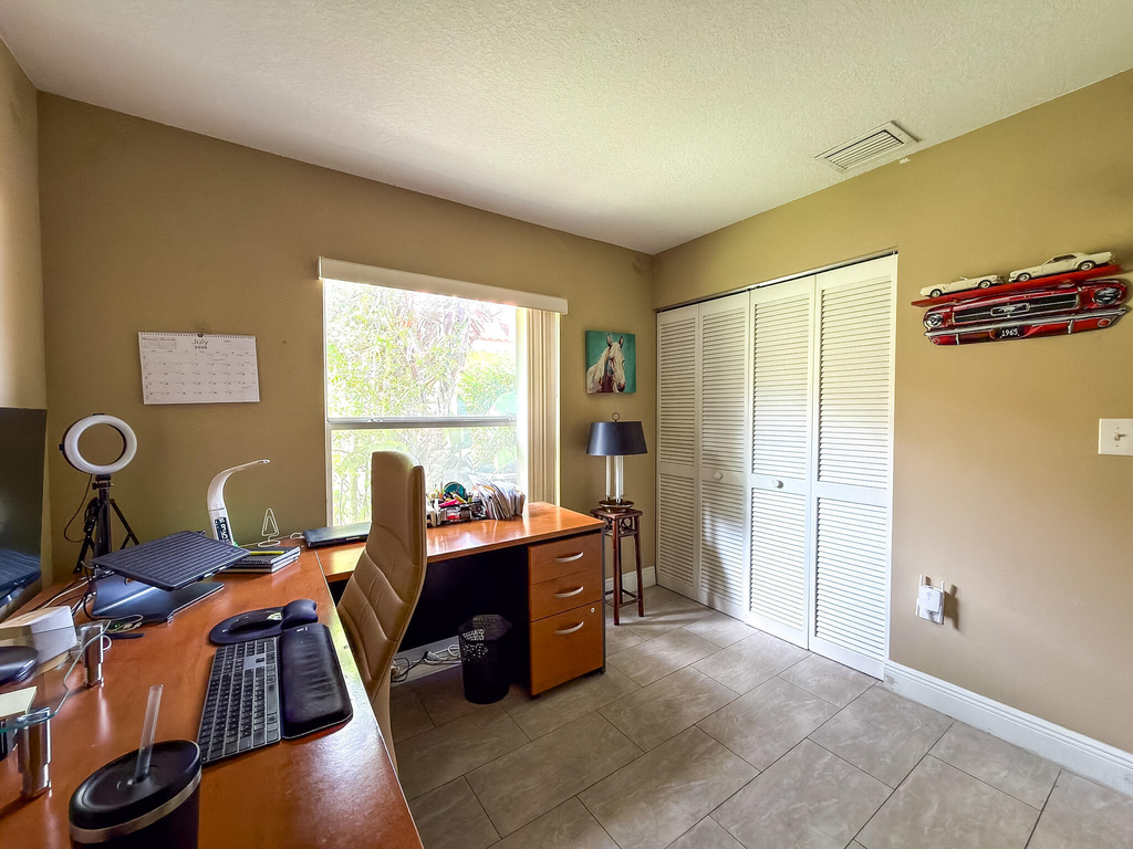 775 Nw 165th Avenue - Photo 23