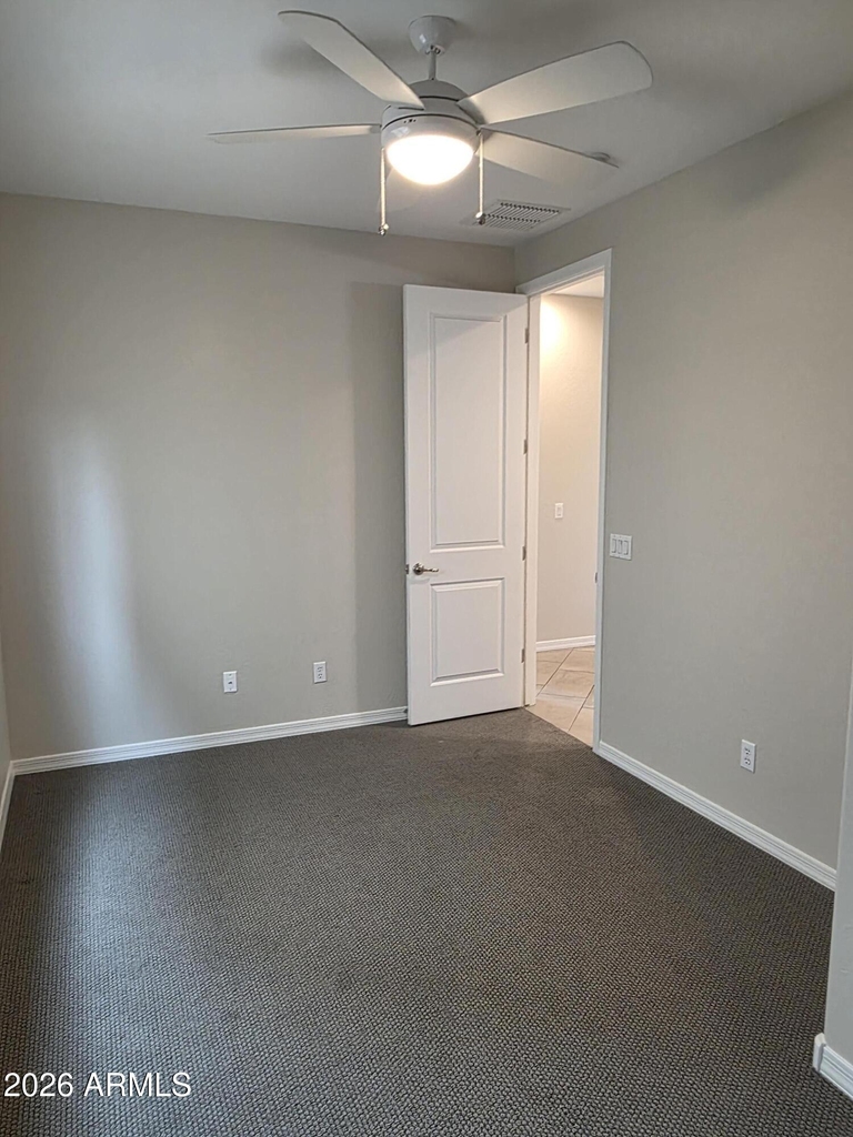 1941 W Stagecoach Street - Photo 32