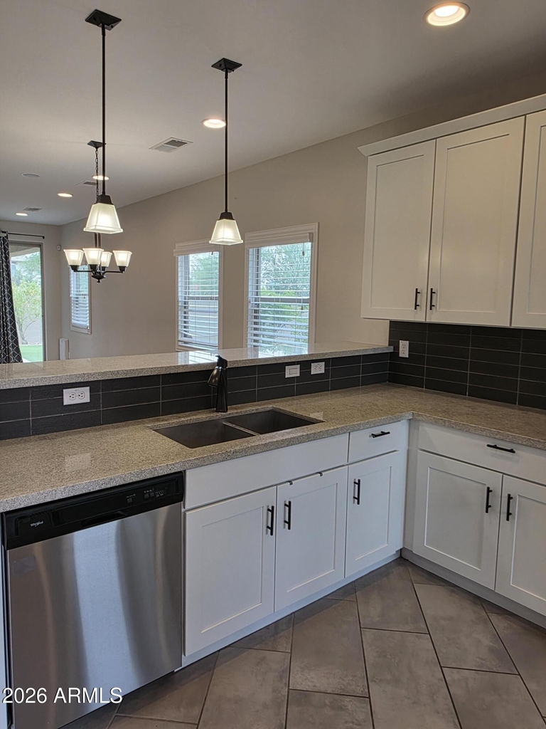 1941 W Stagecoach Street - Photo 10