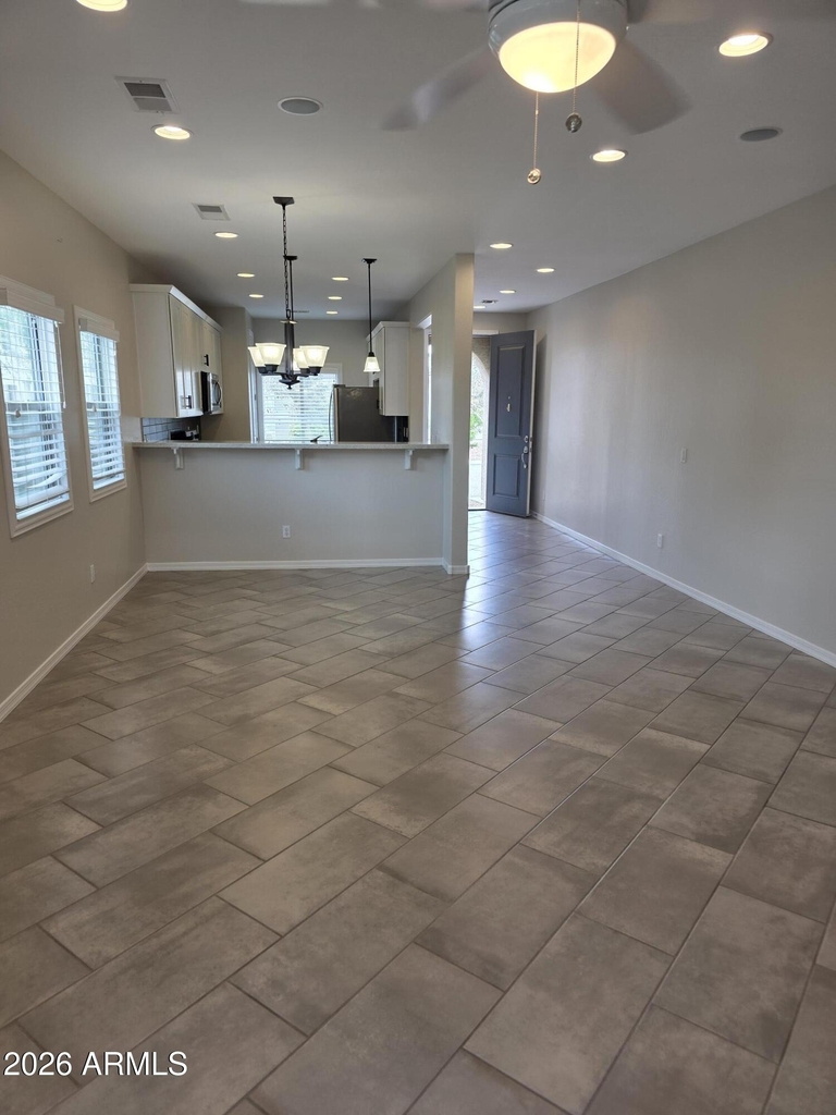 1941 W Stagecoach Street - Photo 7