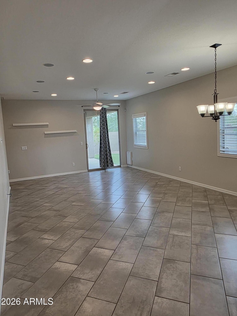 1941 W Stagecoach Street - Photo 6