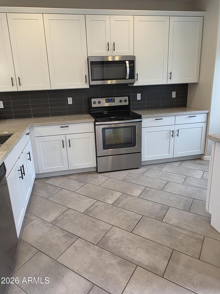 1941 W Stagecoach Street - Photo 9
